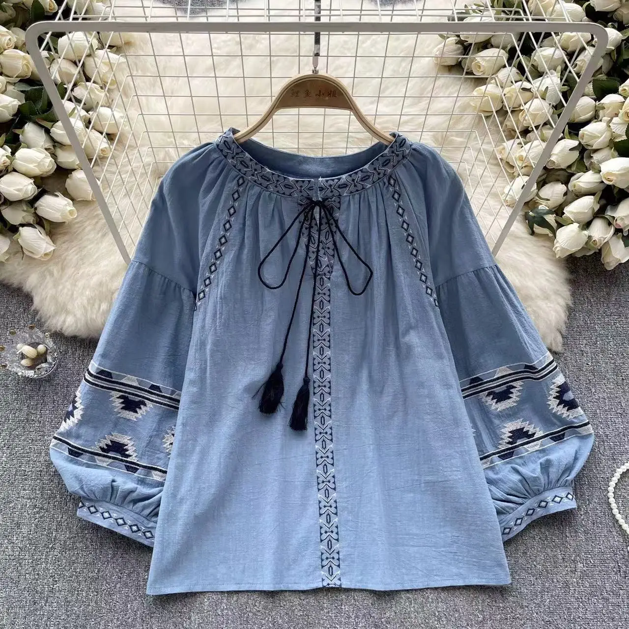 Ретро етнически стил тежка индустрия бродерия около врата дълъг ръкав риза блуза на жените есен хлабав тънък топ мода Blusa2