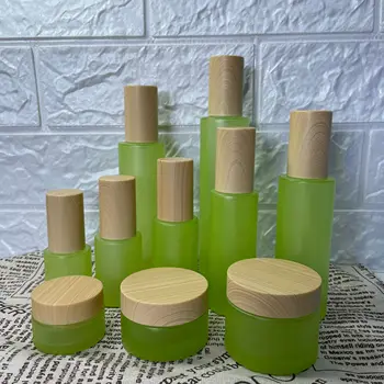 100ml матирано зелено стъкло лосион бутилка с дърво зърно капак козметичен контейнер празен натиснете помпа бутилка стъклена бутилка