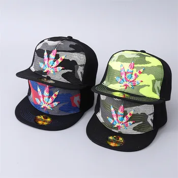 Нова мода кленов лист 3D бродерия бейзболна шапка жени мъже хип-хоп личност плоска периферия шапка открит спорт snapback капачки