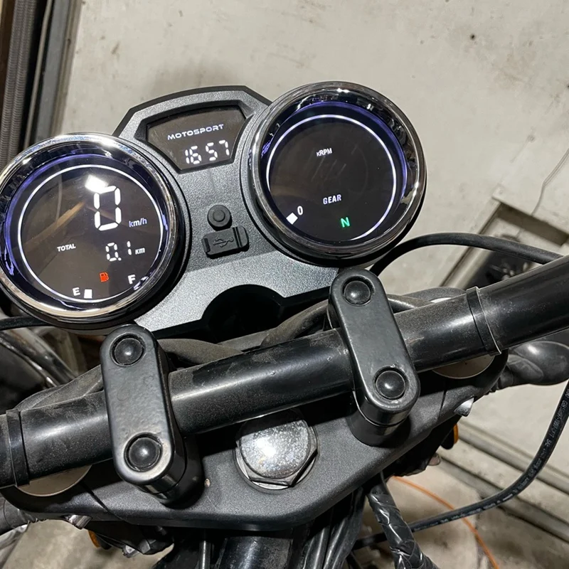 Мотоциклетен скоростомер с USB измервателен уред за зареждане за Suzuki GN125-F HJ125-8E HJ150-3A EN125 GSX125 QS125 Аксесоари4