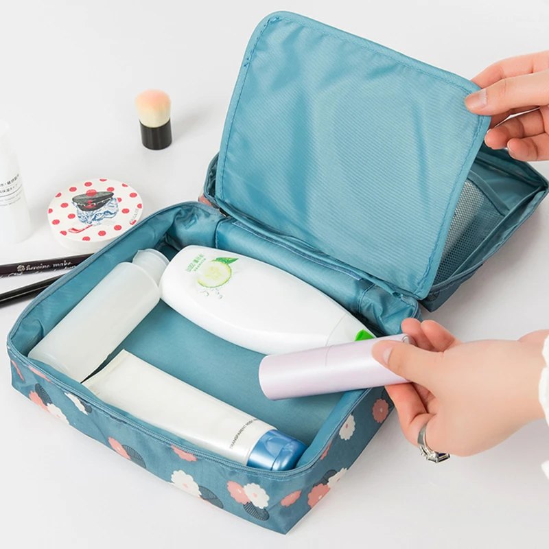 Многофункционална козметична чанта Организация за пътуване на открито Грим Калъфи за съхранение Отделения Чанта Водоустойчиви аксесоари за съхранение3